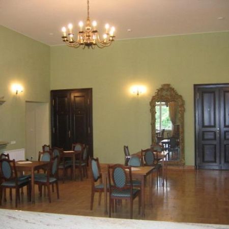 Linat Orchim Dom Goscinny Lodz  Ngoại thất bức ảnh